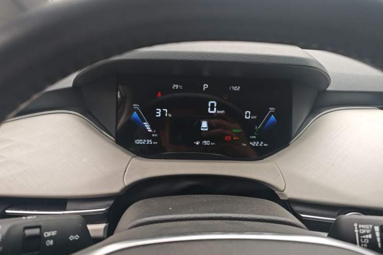 Used Bestune NAT 2023 PRO Comfort Travel Extended Version 425km Instrument Cluster