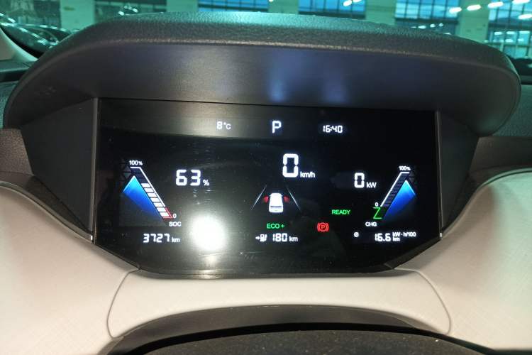 Used Bestune NAT 2023 PRO Comfortable Travel Extended Range Battery-Swap Version 401km Instrument Cluster