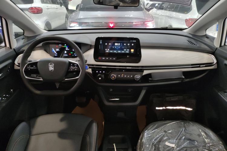 Used Bestune NAT 2023 PRO Comfort Travel Edition 425km Interior 2