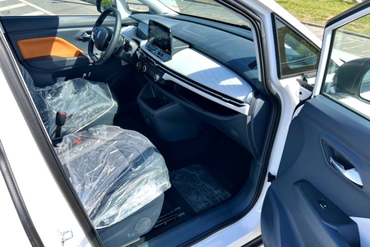 Used Bestune NAT 2023 PRO Comfortable Travel Extended Range Battery-Swap Version 401km Interior 5