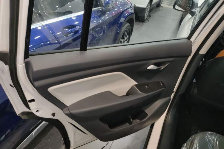 Used Bestune NAT 2023 PRO Comfort Travel Edition 425km Interior 8