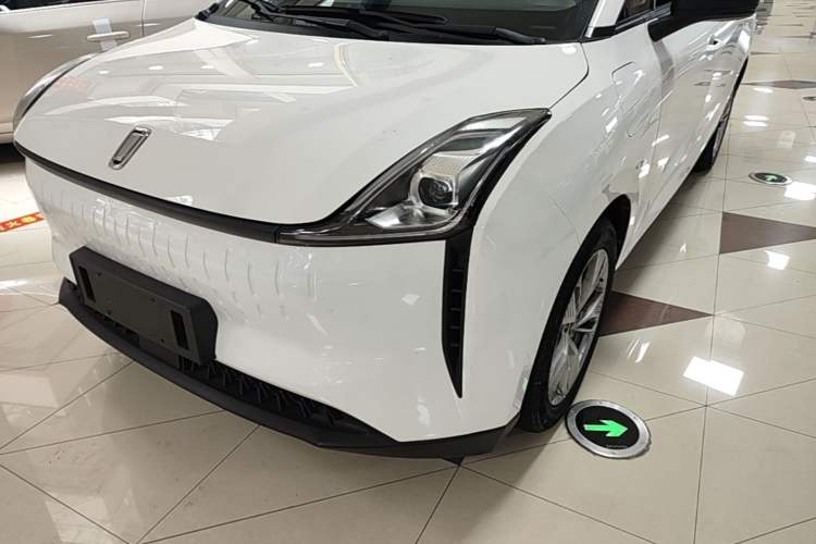 Used Bestune NAT 2023 PRO Comfortable Travel Battery-Swap Version 401km Left Front Headlight