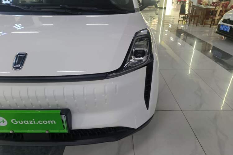 Used Bestune NAT 2023 PRO Comfortable Travel Extended Range Battery-Swap Version 401km Left Front Headlight