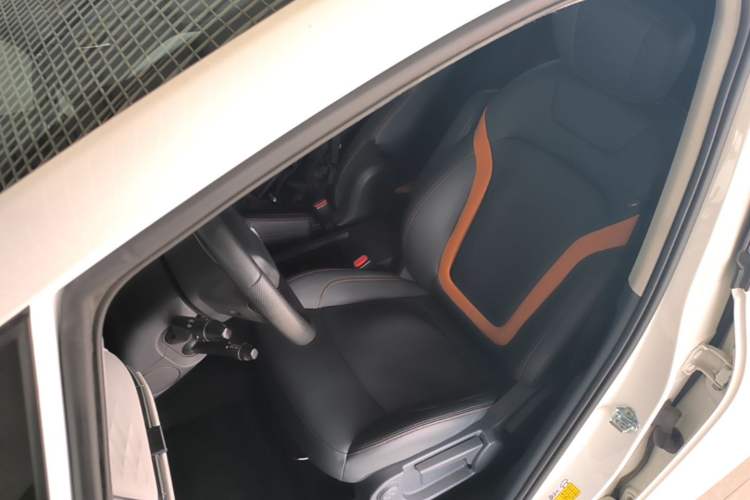 Used Bestune NAT 2023 PRO Comfortable Travel Extended Range Battery-Swap Version 401km Left Front Seat