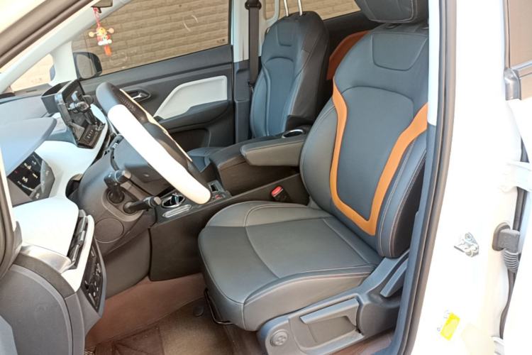 Used Bestune NAT 2023 PRO Comfortable Travel Extended Range Battery-Swap Version 401km Left Front Seat