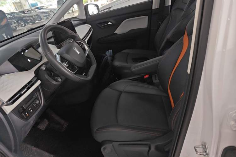 Used Bestune NAT 2023 PRO Comfort Travel Edition 419km Left Front Seat