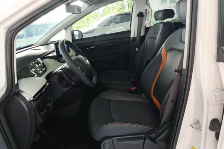 Used Bestune NAT 2023 PRO Enjoy Travel Edition 419km Left Front Seat
