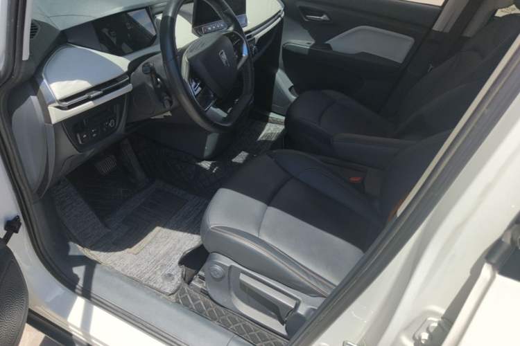 Used Bestune NAT 2023 PRO Enjoy Travel Edition 425km Left Front Seat