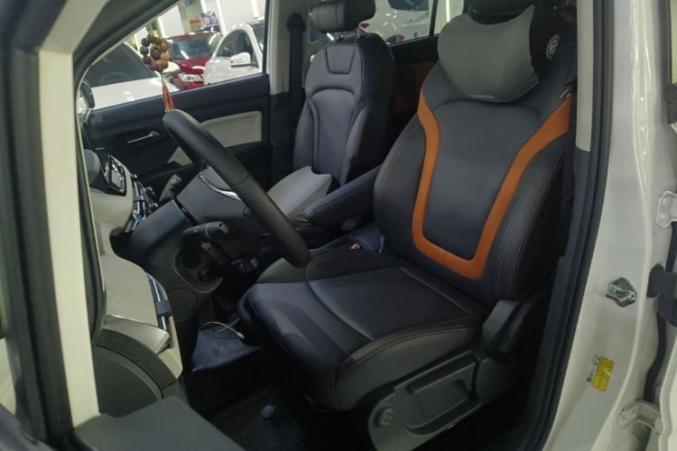 Used Bestune NAT 2023 PRO Comfortable Travel Extended Range Battery-Swap Version 401km Left Front Seat