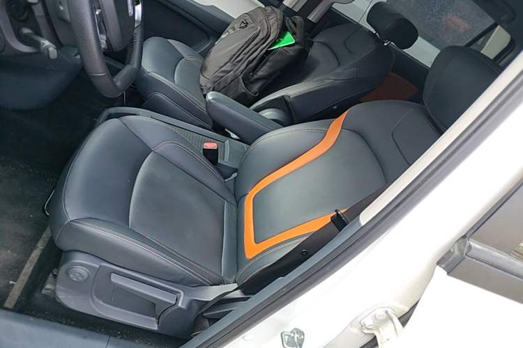 Used Bestune NAT 2023 PRO Comfortable Travel Battery-Swap Version 401km Left Front Seat