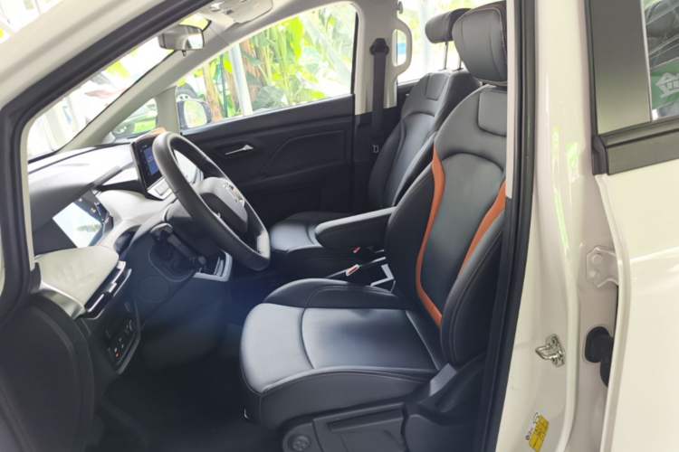 Used Bestune NAT 2023 PRO Enjoy Travel Edition 419km Left Front Seat