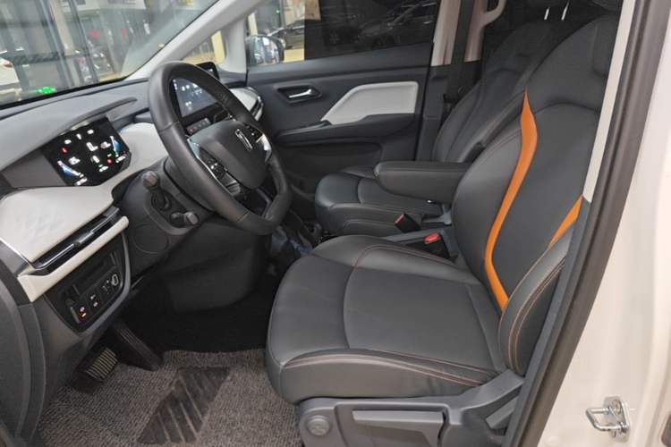 Used Bestune NAT 2023 PRO Enjoy Travel Edition 419km Left Front Seat