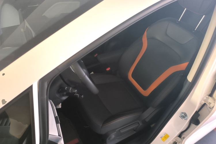 Used Bestune NAT 2023 PRO Comfortable Travel Extended Range Battery-Swap Version 401km Left Front Seat