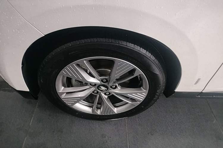 Used Bestune NAT 2023 PRO Comfort Travel Edition 425km Left Front Wheel Hub