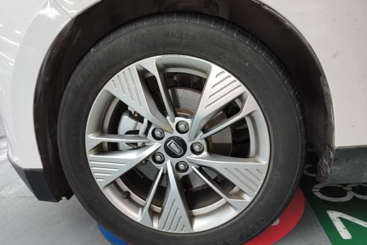 Used Bestune NAT 2023 PRO Enjoy Travel Edition 425km Left Front Wheel Hub