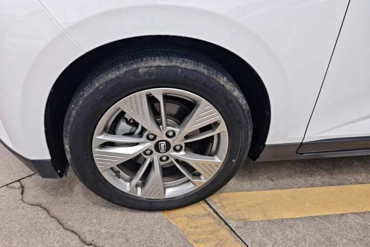 Used Bestune NAT 2023 PRO Comfortable Travel Extended Range Battery-Swap Version 401km Left Front Wheel Hub