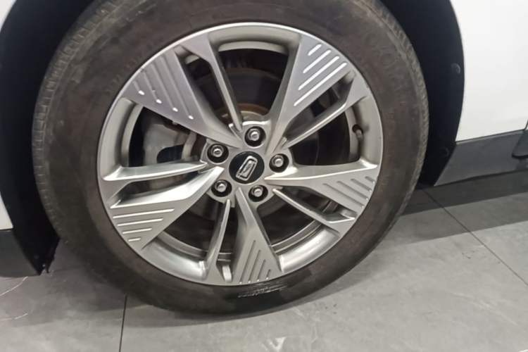 Used Bestune NAT 2023 PRO Comfort Travel Edition 419km Left Front Wheel Hub