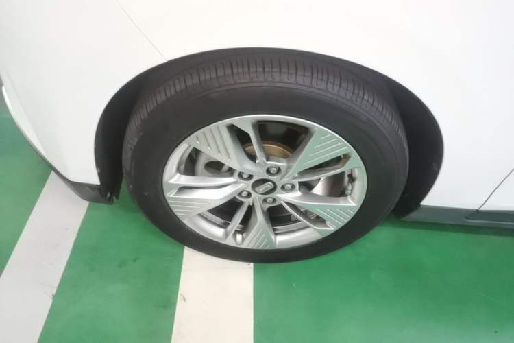 Used Bestune NAT 2023 PRO Enjoy Travel Edition 425km Left Front Wheel Hub