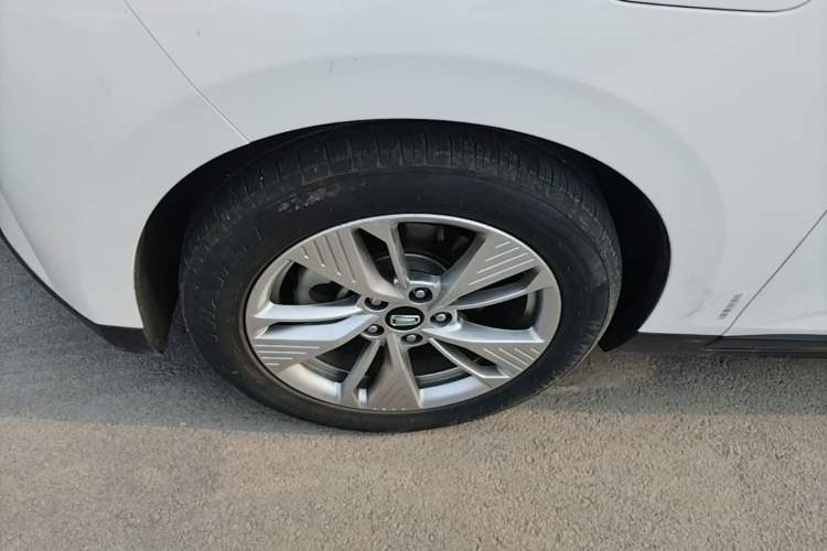 Used Bestune NAT 2023 PRO Enjoy Travel Edition 425km Left Front Wheel Hub