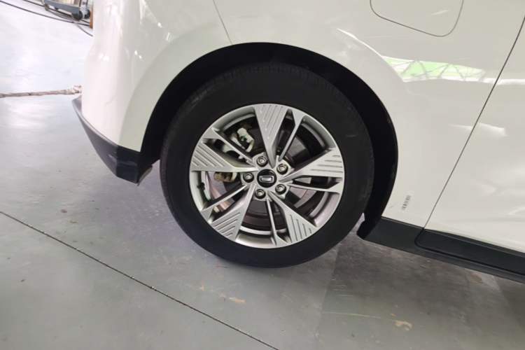 Used Bestune NAT 2023 PRO Enjoy Travel Edition 419km Left Front Wheel Hub