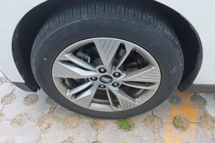 Used Bestune NAT 2023 PRO Comfort Travel Edition 419km Left Front Wheel Hub