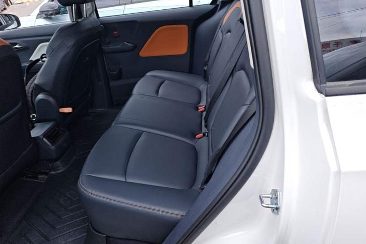 Used Bestune NAT 2023 PRO Comfortable Travel Extended Range Battery-Swap Version 401km Left Rear Seat