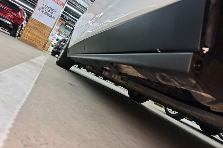 Used Bestune NAT 2023 PRO Comfortable Travel Battery-Swap Version 401km Left Side Sill