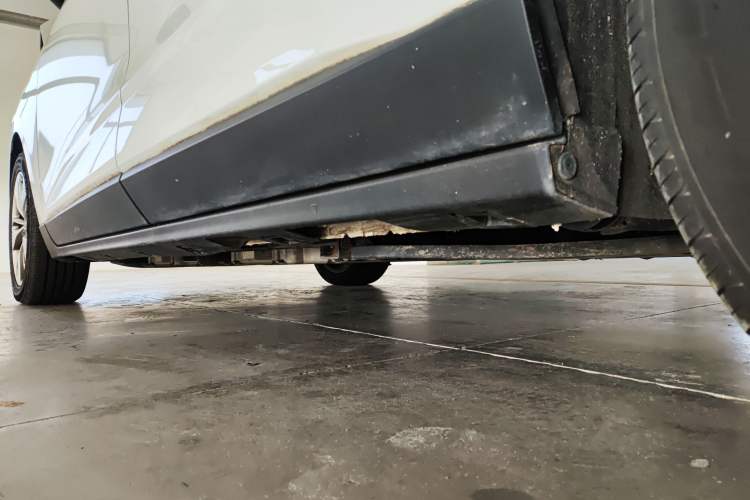 Used Bestune NAT 2023 PRO Comfortable Travel Battery-Swap Version 401km Left Side Sill