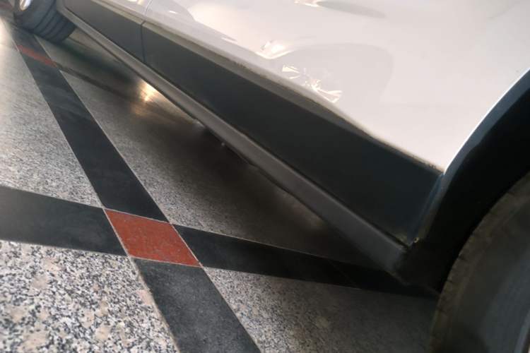 Used Bestune NAT 2023 PRO Comfortable Travel Extended Range Battery-Swap Version 401km Left Side Sill