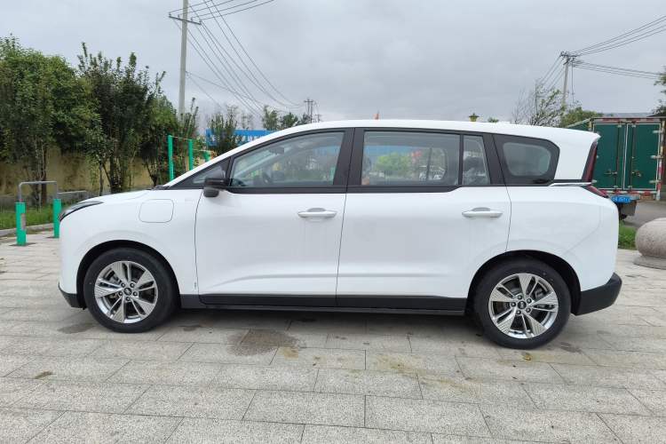 Used Bestune NAT 2023 PRO Comfortable Travel Extended Range Battery-Swap Version 401km Left Side