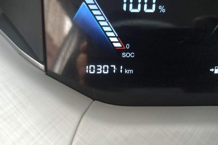 Used Bestune NAT 2023 PRO Enjoy Travel Edition 419km Odometer Close Up