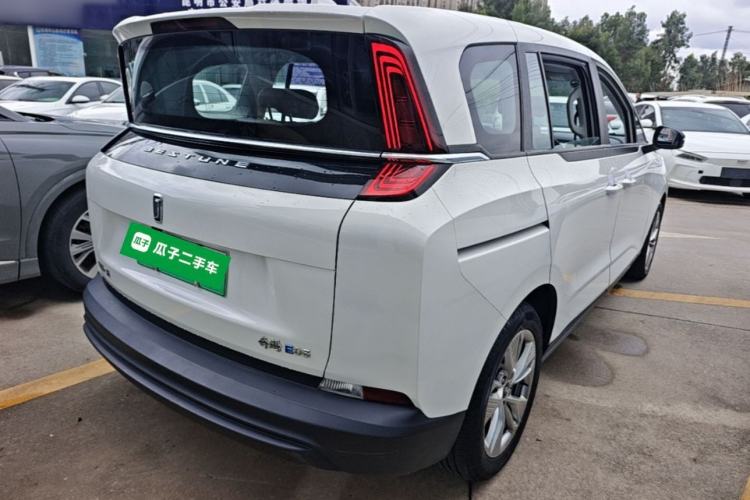 Used Bestune NAT 2023 PRO Comfortable Travel Extended Range Battery-Swap Version 401km Rear Right 45 Deg