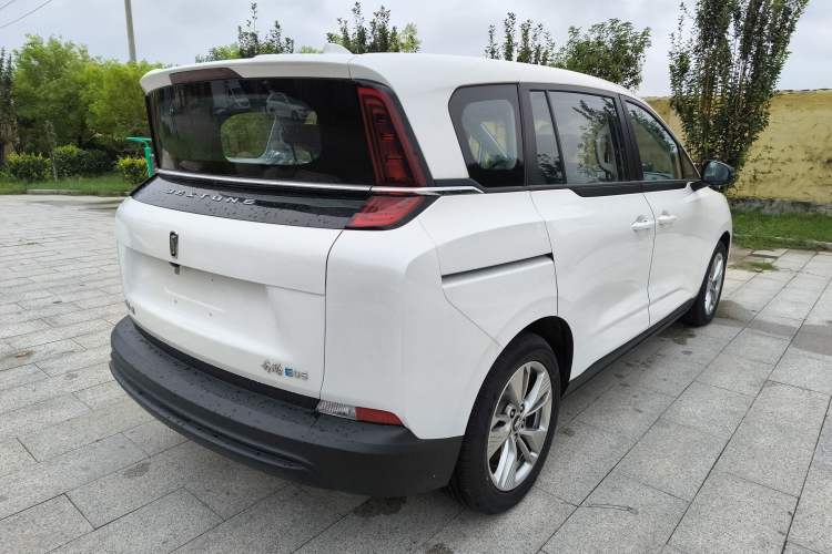 Used Bestune NAT 2023 PRO Comfortable Travel Extended Range Battery-Swap Version 401km Rear Right 45 Deg