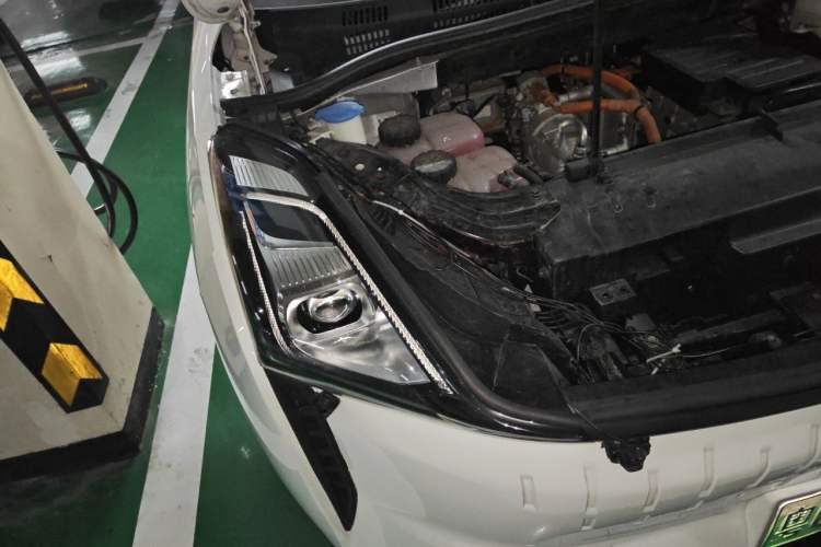 Used Bestune NAT 2023 PRO Comfort Travel Edition 419km Right Front Headlight