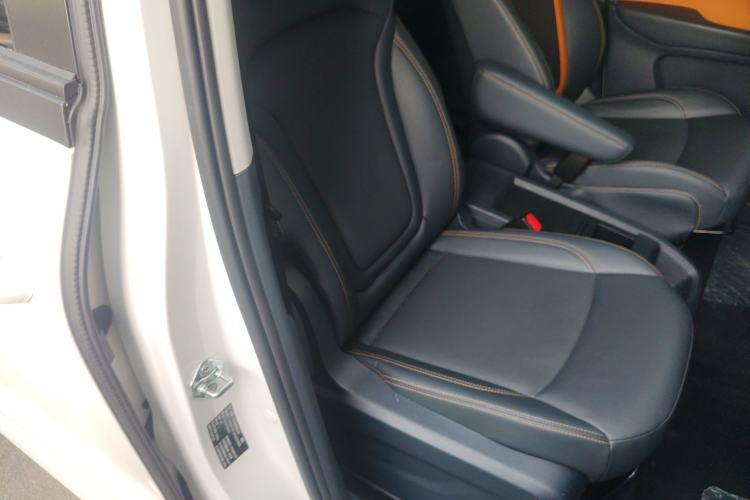 Used Bestune NAT 2023 PRO Comfortable Travel Battery-Swap Version 401km Right Front Seat