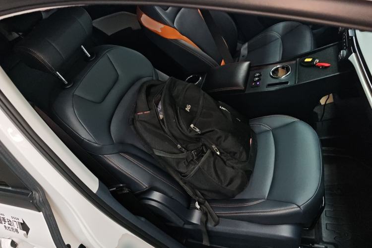 Used Bestune NAT 2023 PRO Comfortable Travel Battery-Swap Version 401km Right Front Seat