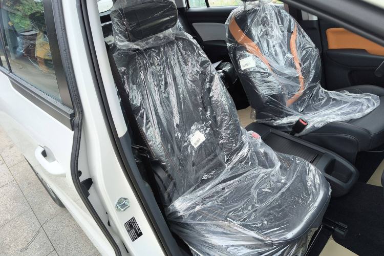 Used Bestune NAT 2023 PRO Comfortable Travel Extended Range Battery-Swap Version 401km Right Front Seat