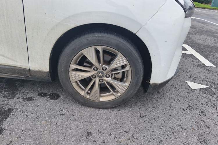 Used Bestune NAT 2023 PRO Comfortable Travel Extended Range Battery-Swap Version 401km Right Front Wheel Hub