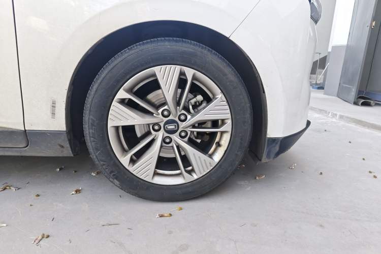 Used Bestune NAT 2023 PRO Enjoy Travel Edition 425km Right Front Wheel Hub