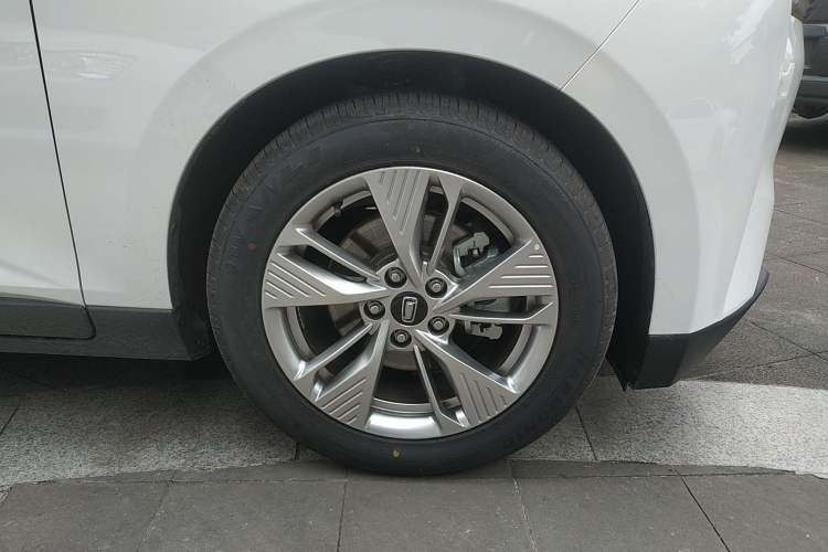 Used Bestune NAT 2023 PRO Enjoy Travel Edition 425km Right Front Wheel Hub