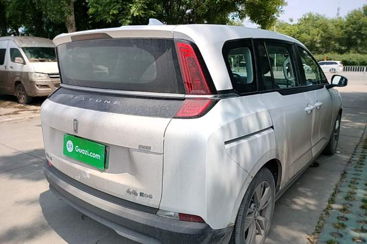 Used Bestune NAT 2023 PRO Comfort Travel Edition 419km Right Rear Taillight