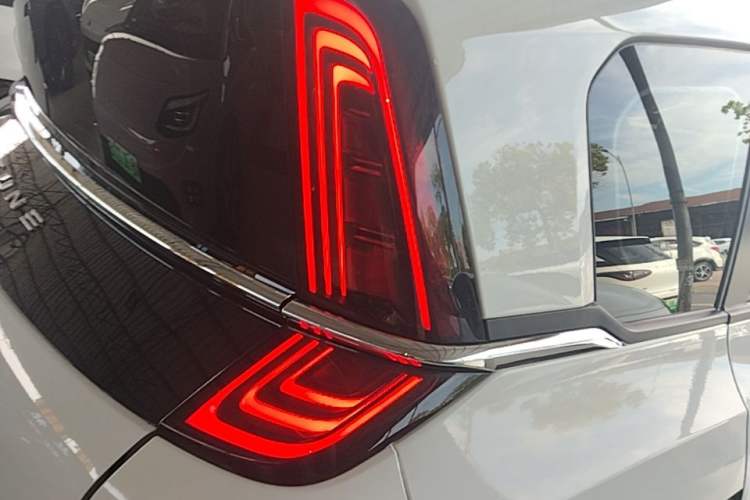 Used Bestune NAT 2023 PRO Comfort Travel Edition 425km Right Rear Taillight