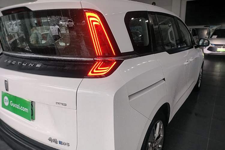 Used Bestune NAT 2023 PRO Comfort Travel Edition 425km Right Rear Taillight