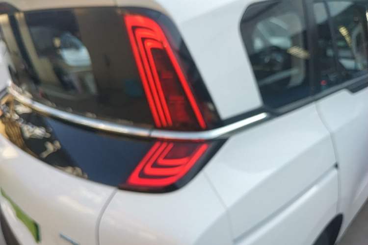 Used Bestune NAT 2023 PRO Comfort Travel Edition 419km Right Rear Taillight