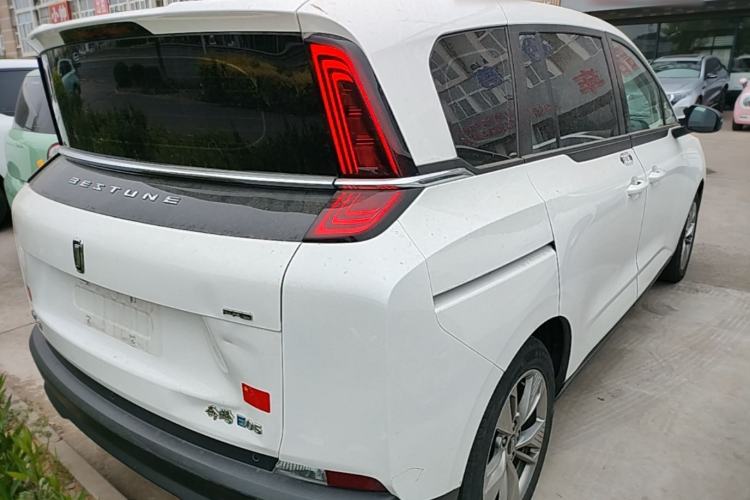 Used Bestune NAT 2023 PRO Comfortable Travel Battery-Swap Version 401km Right Rear Taillight