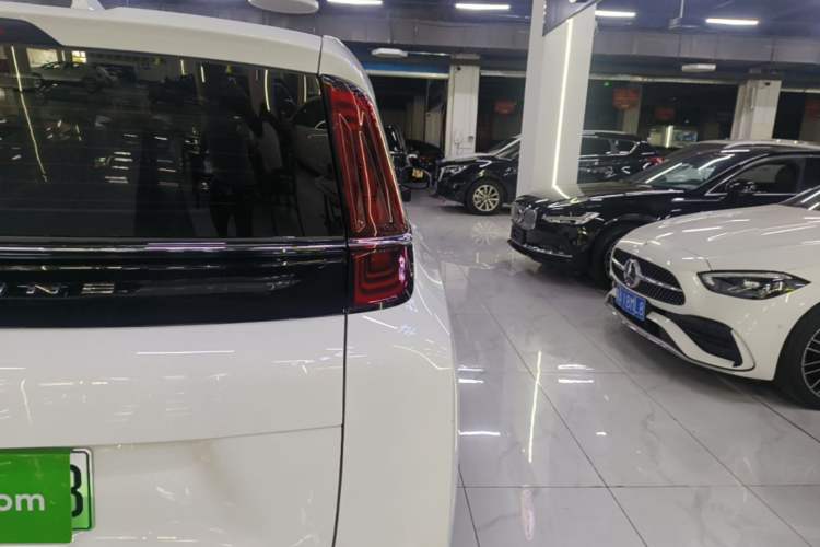 Used Bestune NAT 2023 PRO Comfortable Travel Extended Range Battery-Swap Version 401km Right Rear Taillight