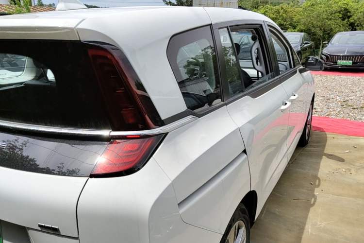 Used Bestune NAT 2023 PRO Comfort Travel Edition 419km Right Rear Taillight