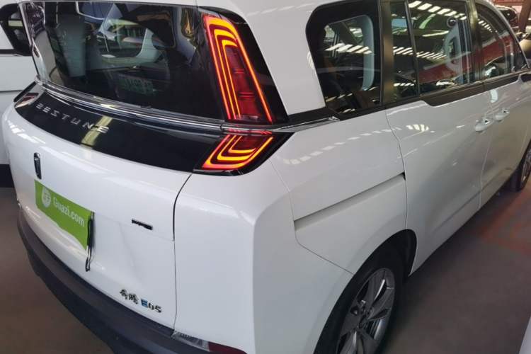 Used Bestune NAT 2023 PRO Comfort Travel Edition 425km Right Rear Taillight