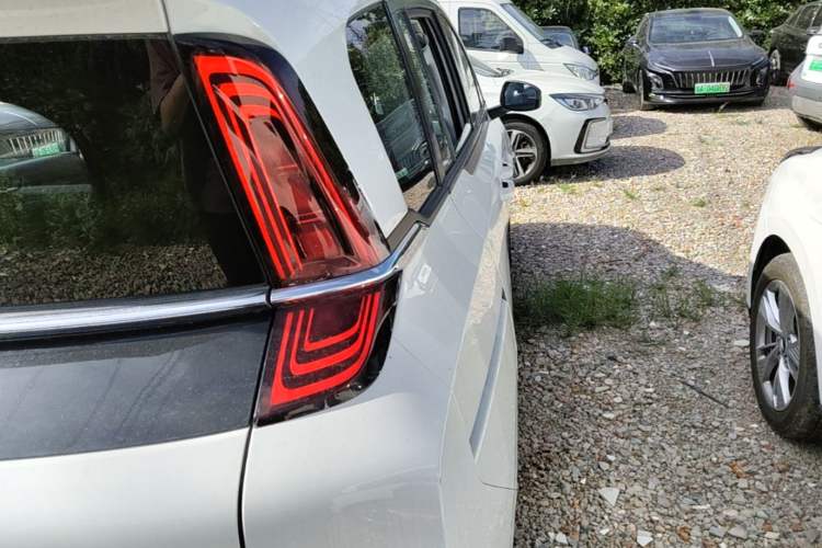 Used Bestune NAT 2023 PRO Comfort Travel Edition 419km Right Rear Taillight