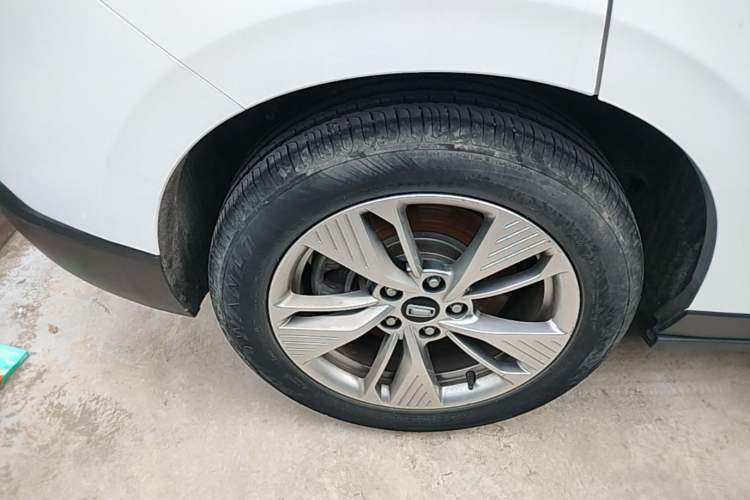 Used Bestune NAT 2023 PRO Comfortable Travel Battery-Swap Version 401km Right Rear Wheel Hub